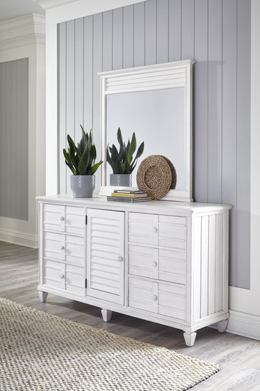 PALMETTO HOME - CANE BAY LOUVERED DOOR DRESSER