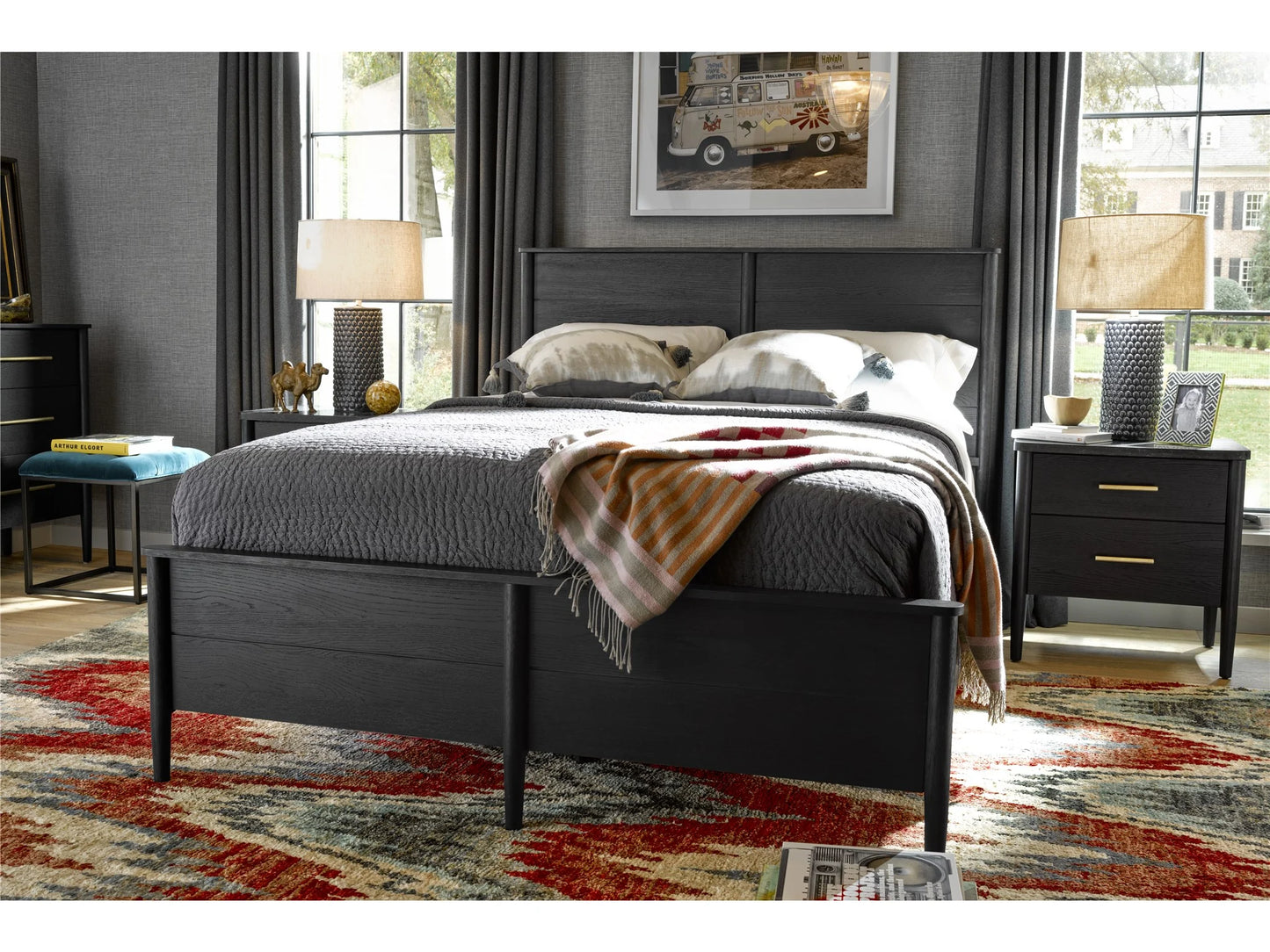 UNIVERSAL - CURATED LANGLEY QUEEN BED