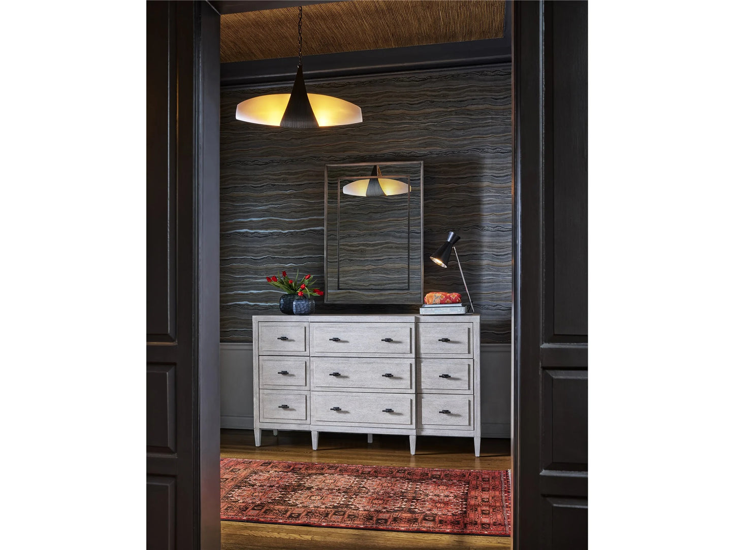 UNIVERSAL - MIDTOWN DRESSER