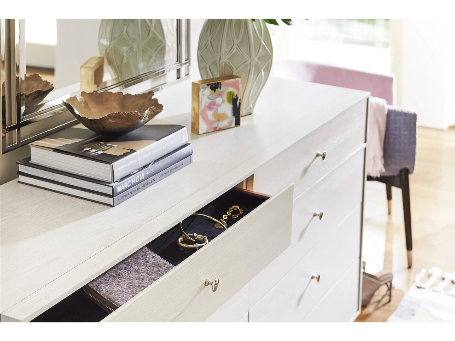 UNIVERSAL - PARADOX DRESSER