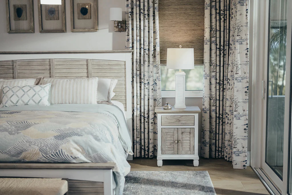 Sea Winds - Islamorada 1 Drawer / 2 Door Electrified Nightstand