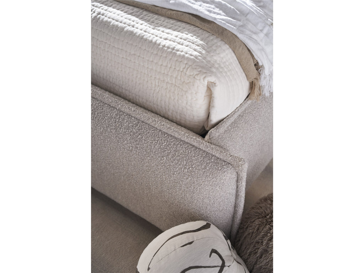 Universal - New Modern-Modern Lux Wall Bed King