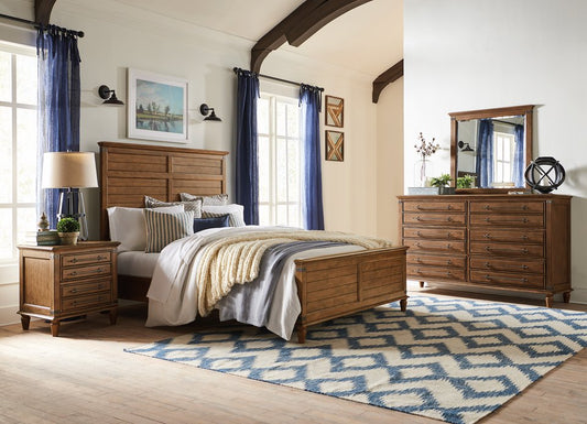 Farmhouse Chic - Queen Bed in Bourbon Oak