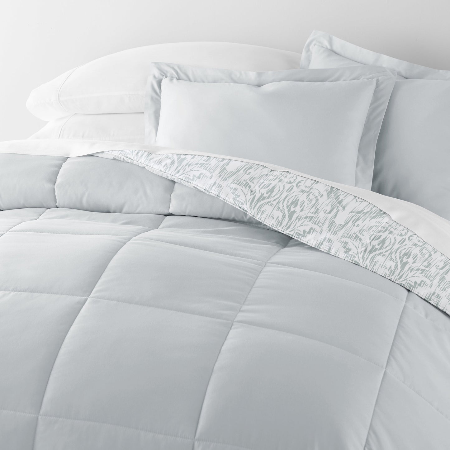 English Countryside Reversible Patterned Down-Alternative Comforter Set