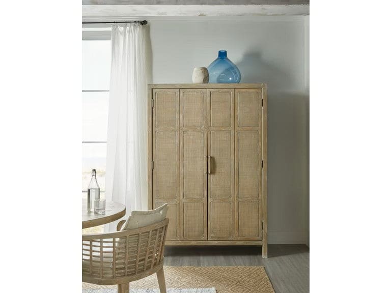 Hooker Furniture - Casual Dining Surfrider Bar Cabinet