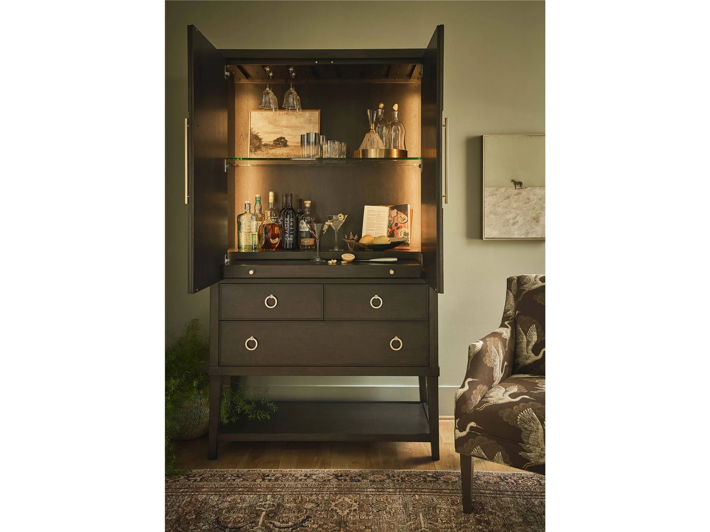 Universal - Fenwick Bar Cabinet