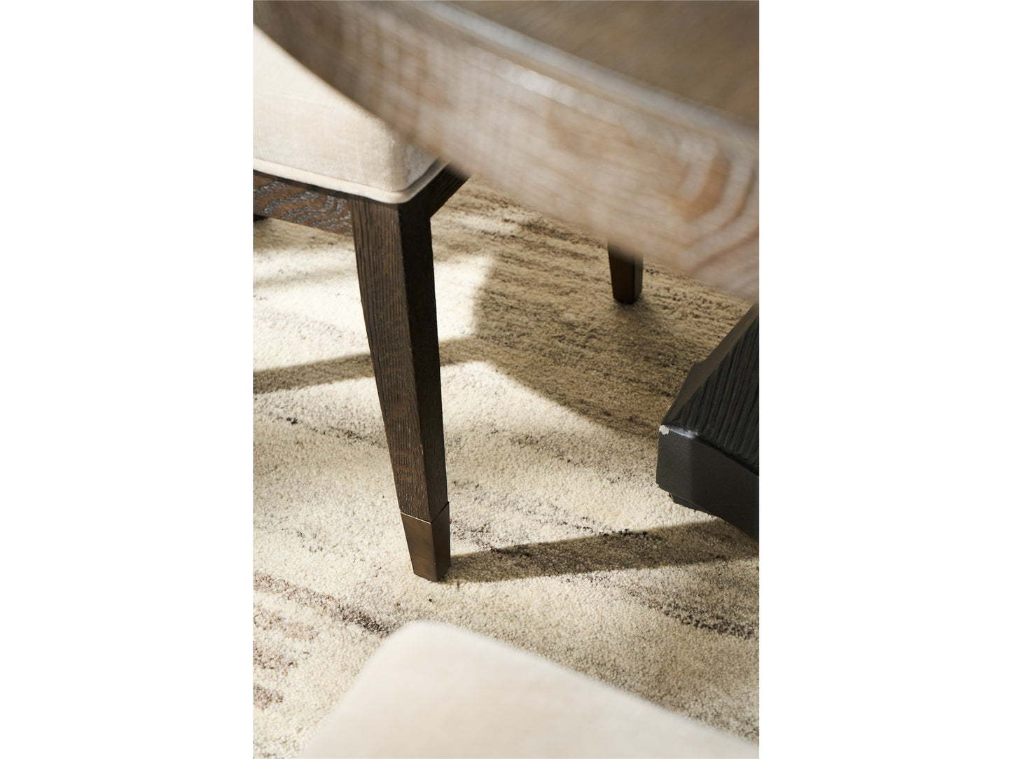 Universal - Montclair Cocoa Oval Side Chair