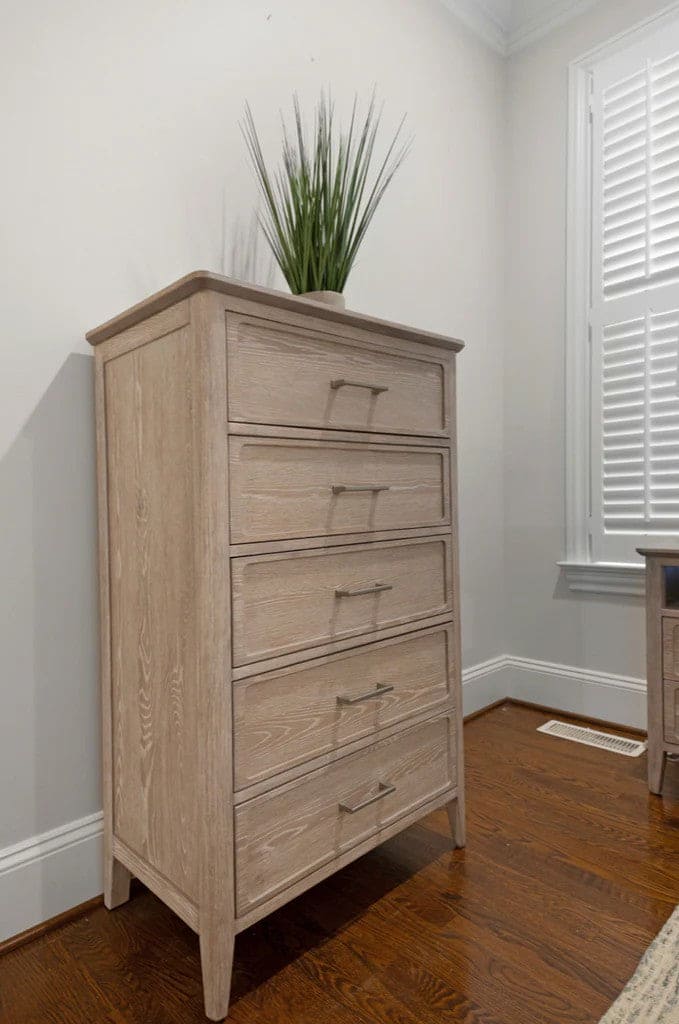 Sea Winds - Cape May 5 Drawer Chest