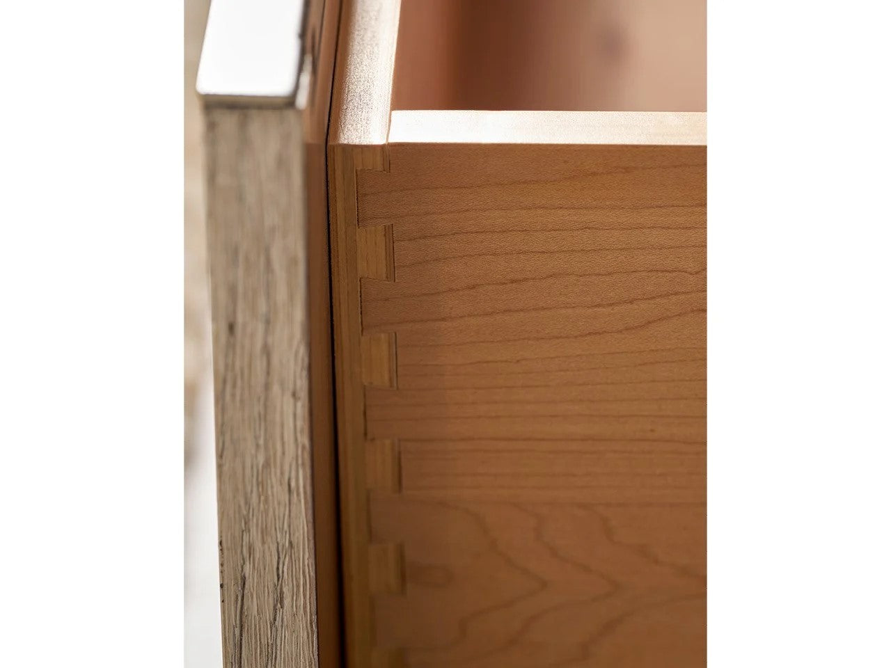 Universal - Mist & Veil-Modern Quartz Drawer Chest