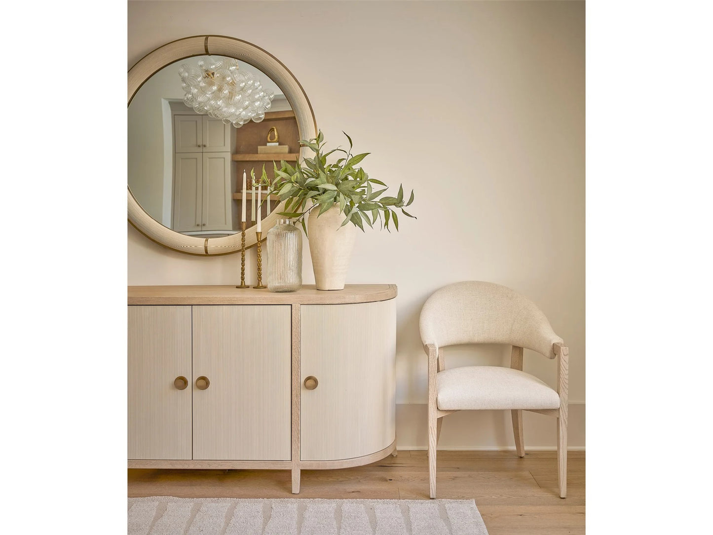Universal - Velora Credenza