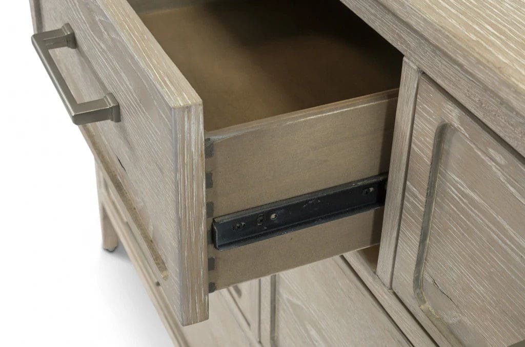 Sea Winds - Cape May 7 Drawer Dresser