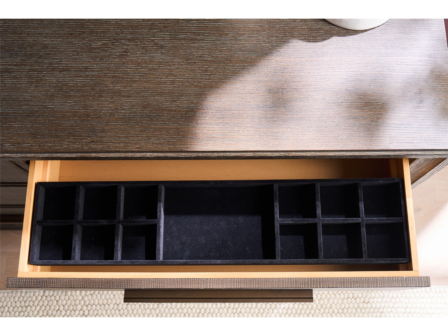 Universal - Montclair Dresser