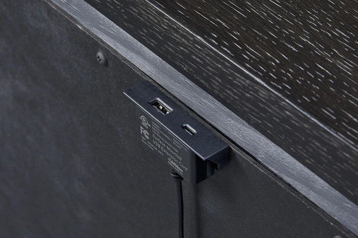 Pleasant Hill - Ebony 3 Drawer Nightstand