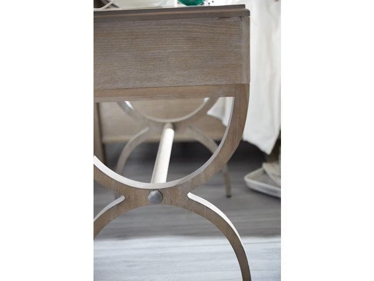 Hooker Furniture - Bedroom Affinity Leg Nightstand