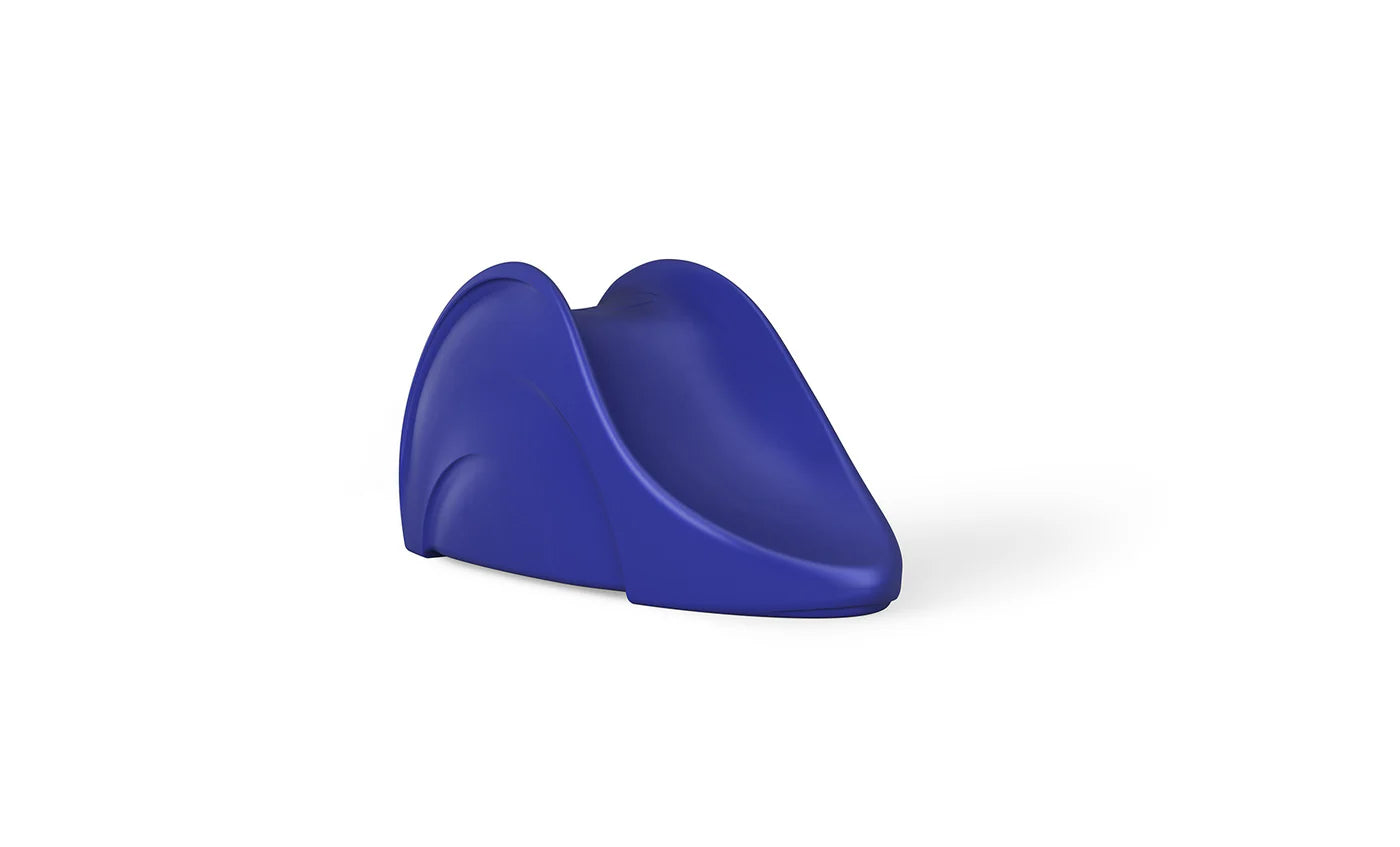 Ledge Lounger - Signature Slide