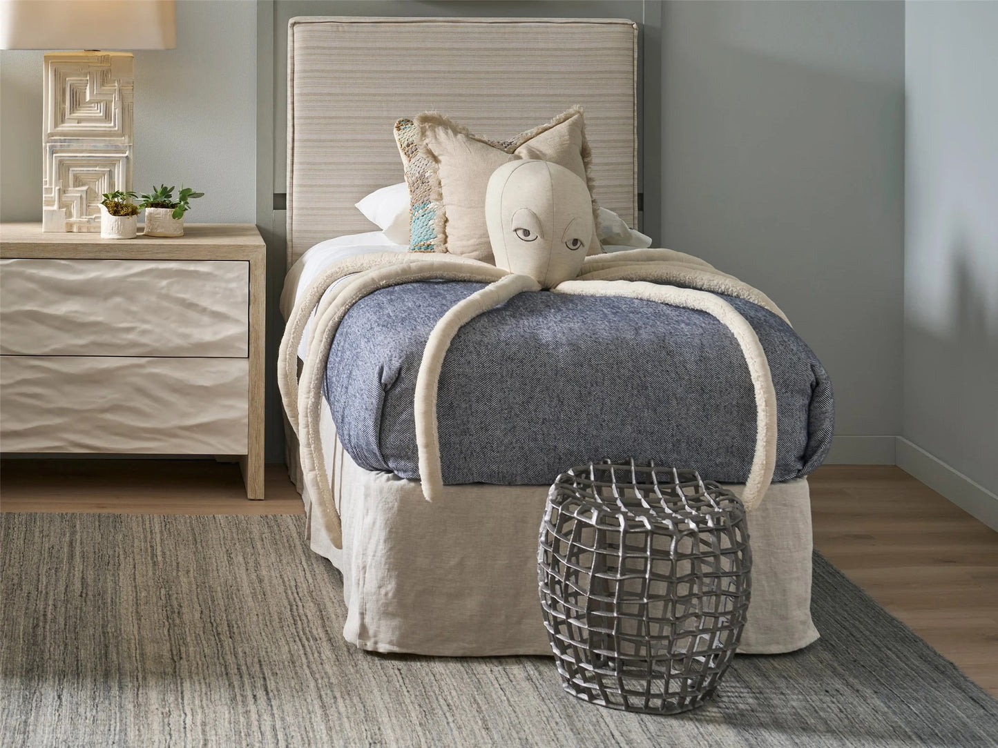 Universal - Oasis-Coastal Living Home Seadrift Stool