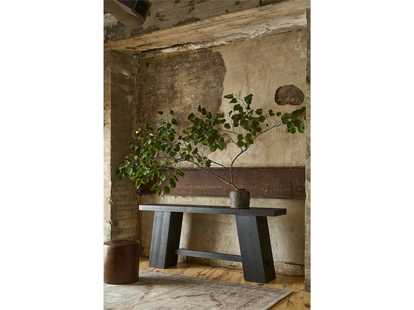 Universal - Griffith Park Obsidian Console Table