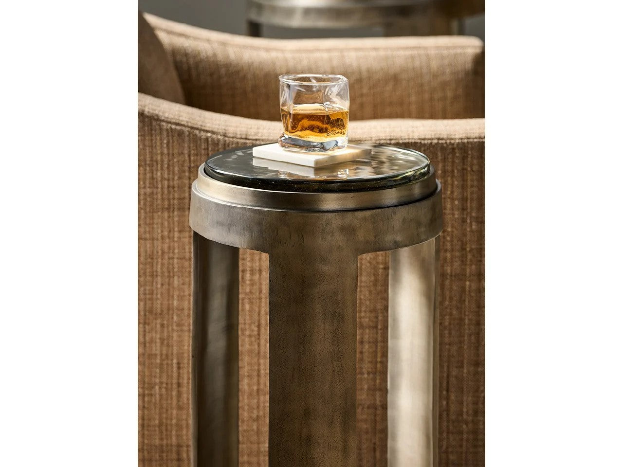 Universal - Mist & Veil-Modern Nuvola Drink Table