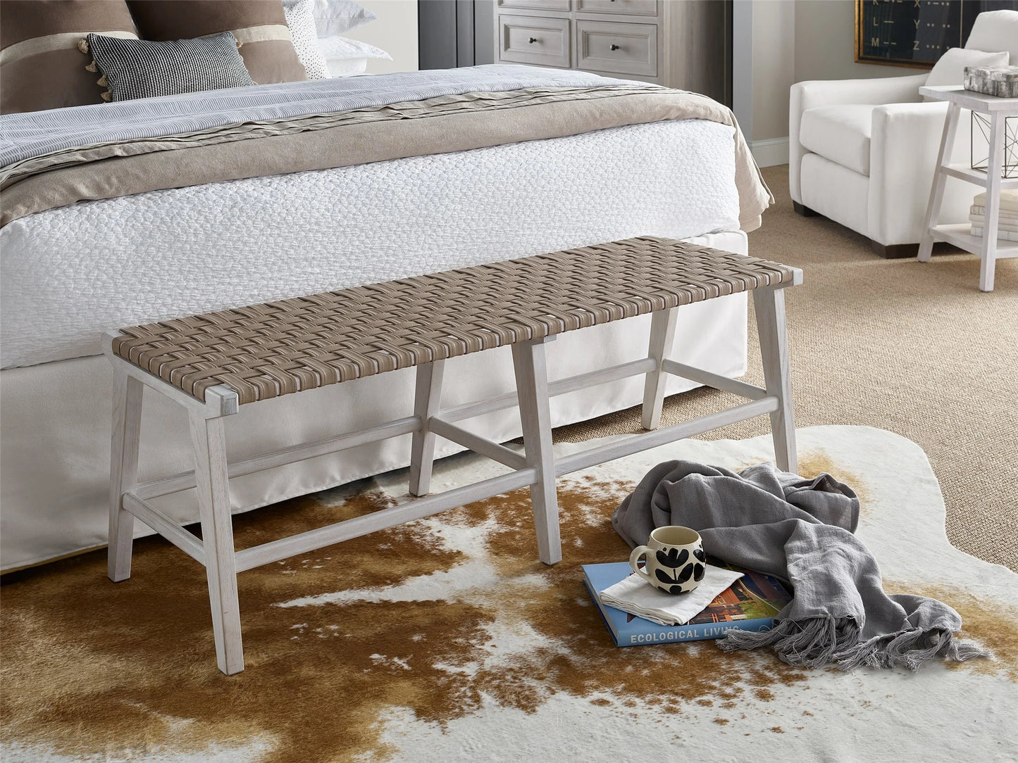 UNIVERSAL - MODERN FARMHOUSE HARLYN BENCH