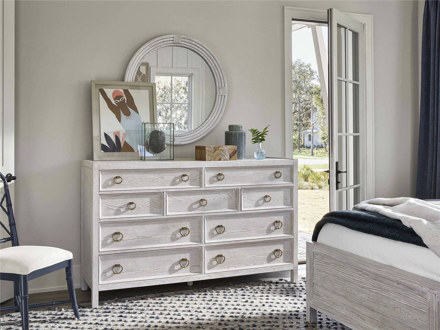Universal - Getaway Coastal Living Home Getaway Dresser