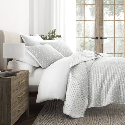 Neutral Dots Patterned Reversible Quilted Coverlet Set