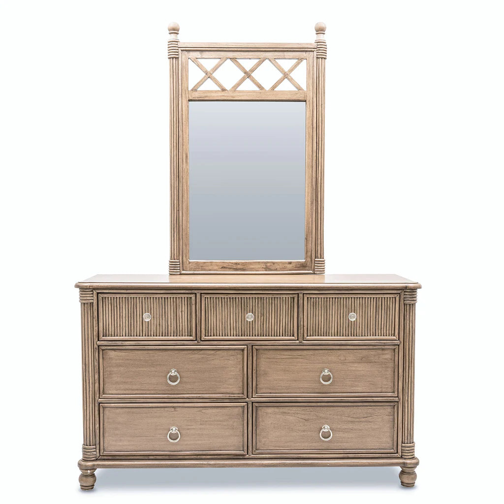 Sea Winds - Malibu 7-Drawer Dresser