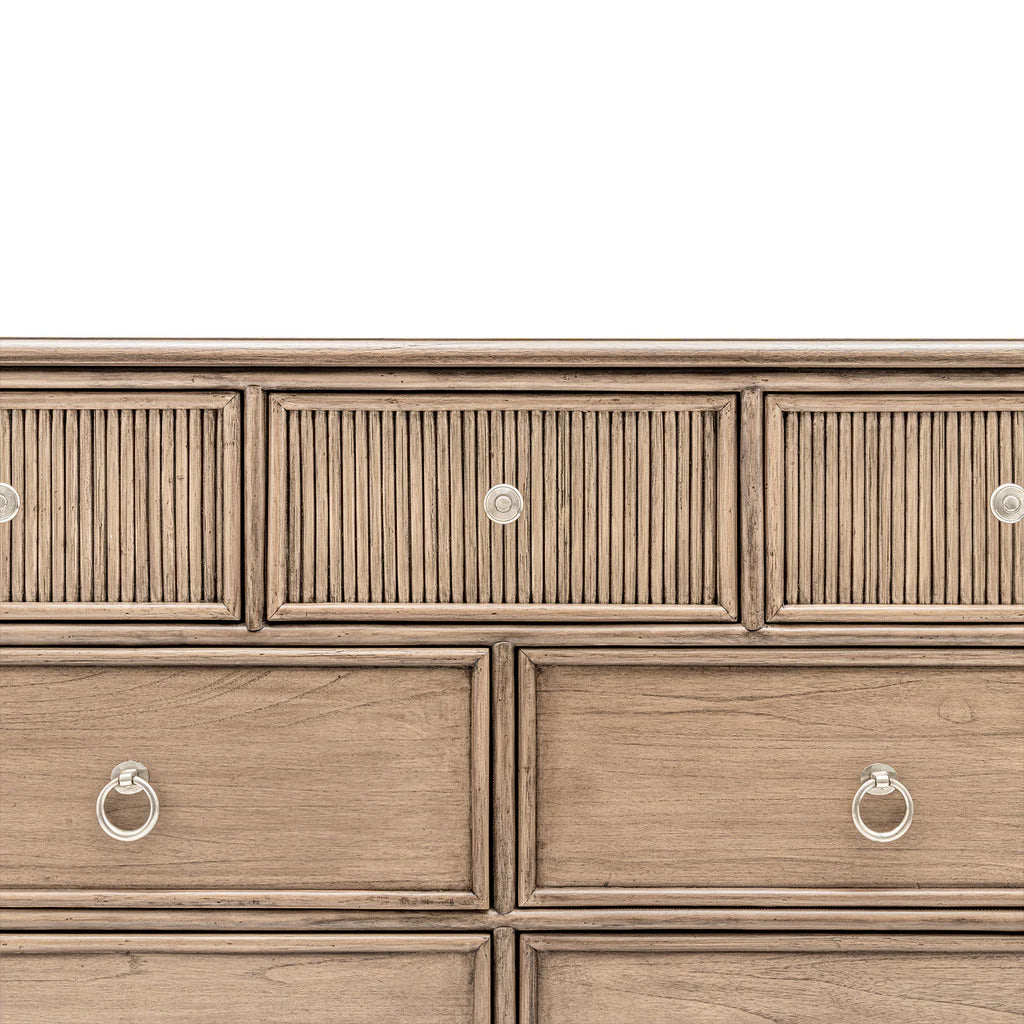 Sea Winds - Malibu 7-Drawer Dresser