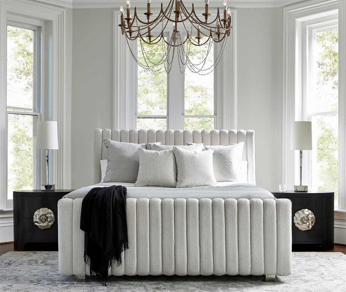 Bernhardt Silhouette Panel Bed Queen — K1658