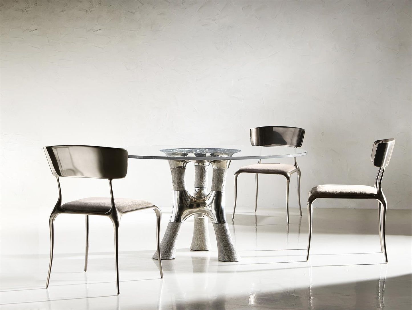 Bernhardt Dalton Dining Table — K2076