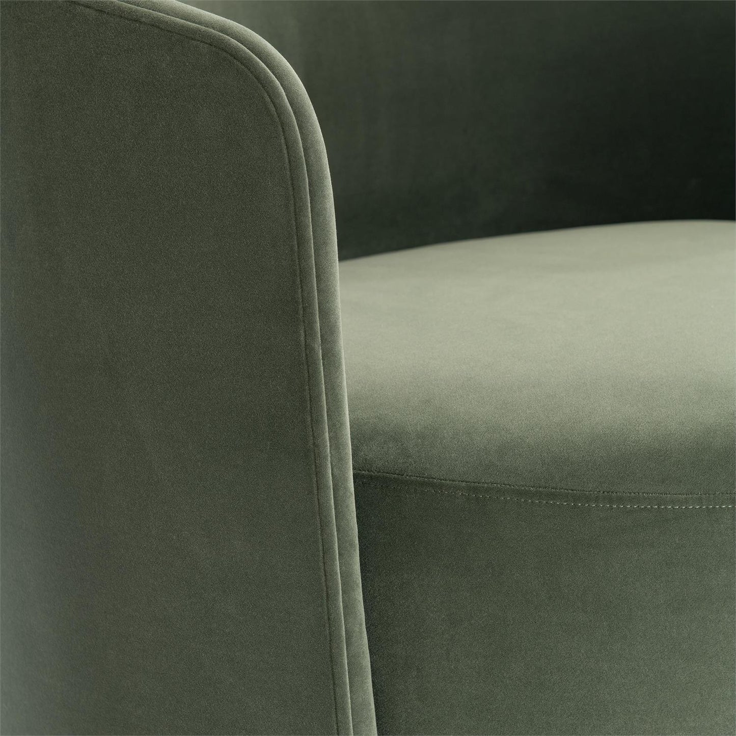 Bernhardt Crosby Fabric Swivel Chair — L123SO