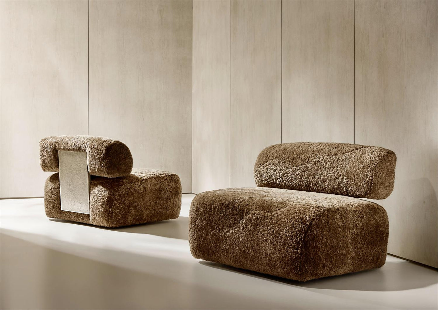 Bernhardt Paley Shearling Swivel Chair — N153SO