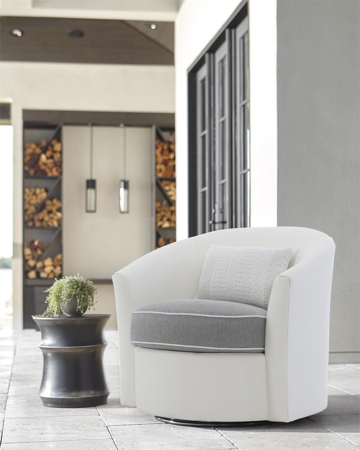 Bernhardt Maya Outdoor Accent Table — X01123