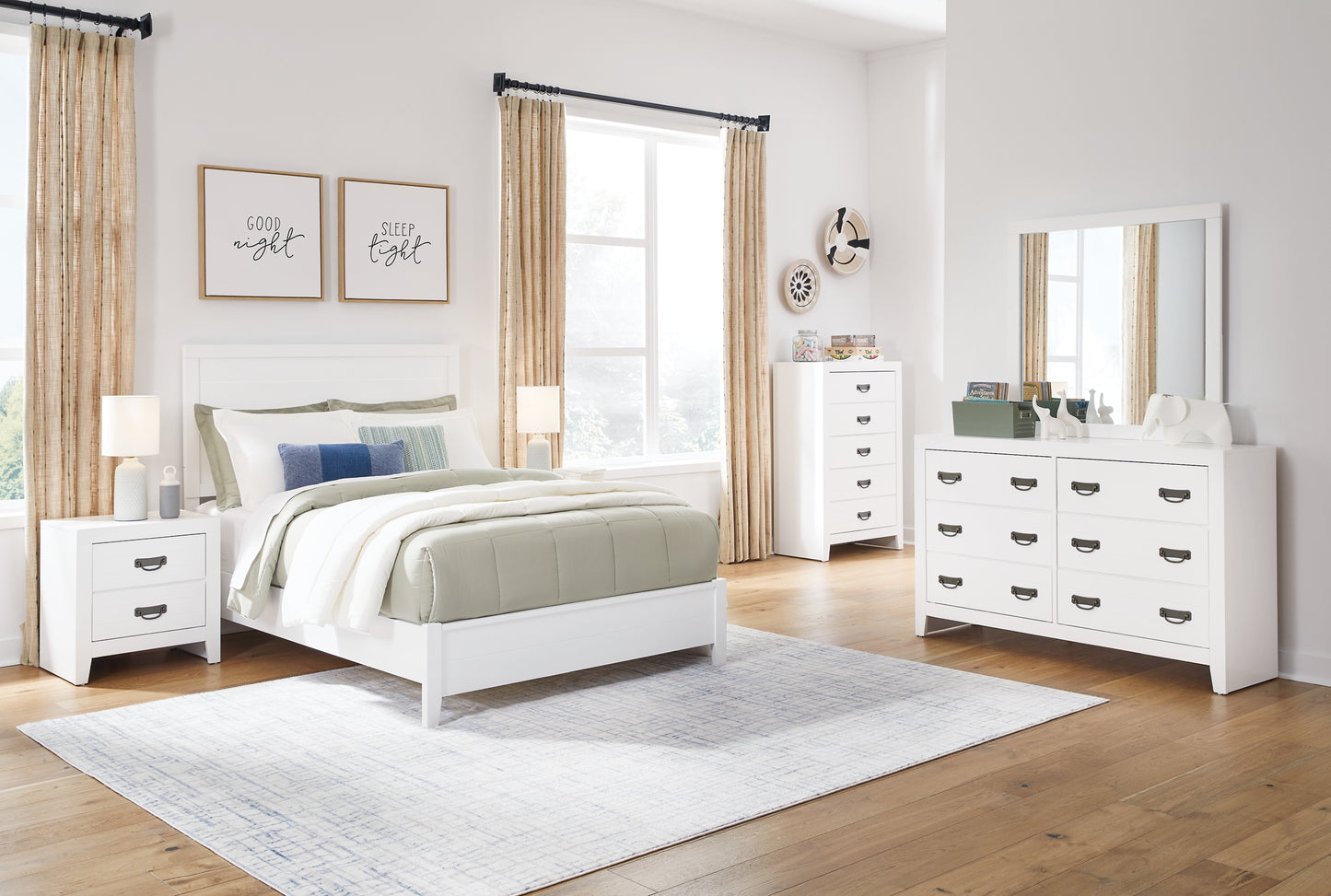 Binterglen Panel Bed