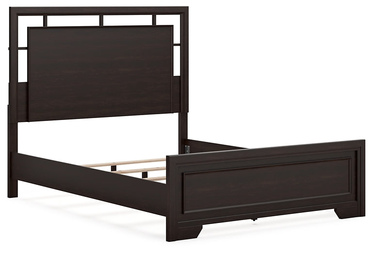 Covetown Panel Bed