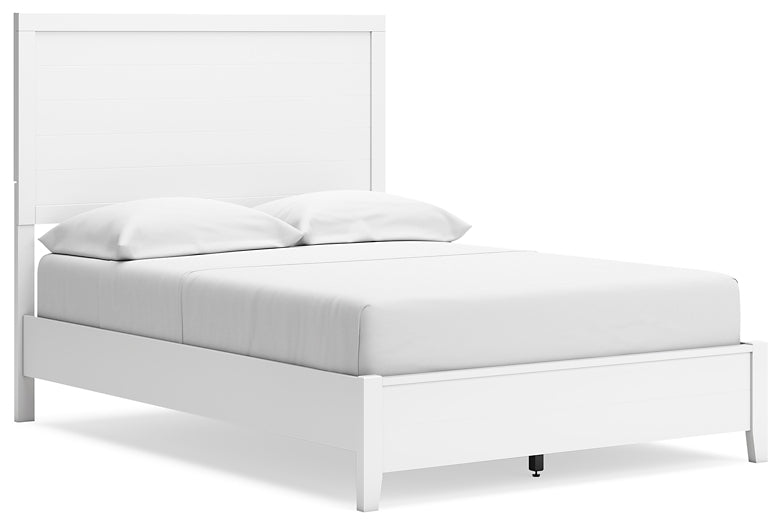 Binterglen Panel Bed
