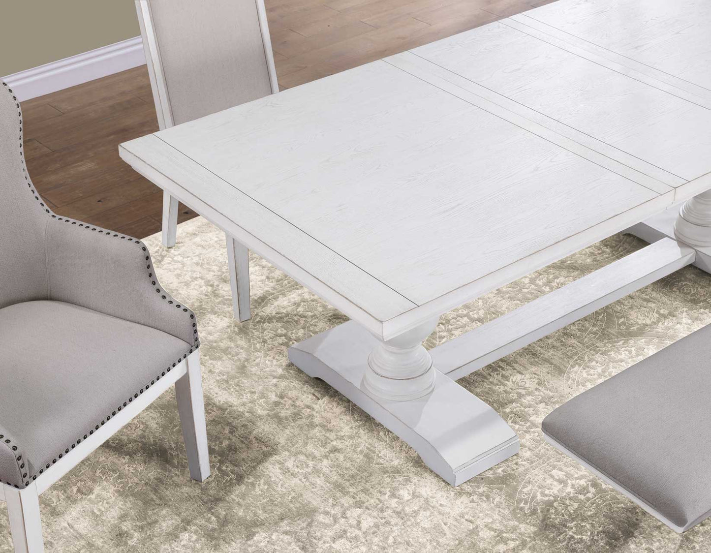 Warren 6-Piece 72-90″ Rectangular Dining Set