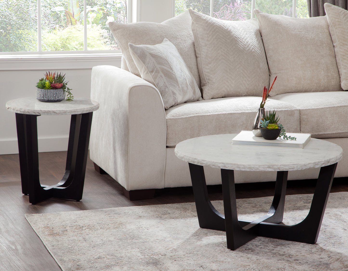 Chrissy 32″ Solid White Marble Top Coffee Table