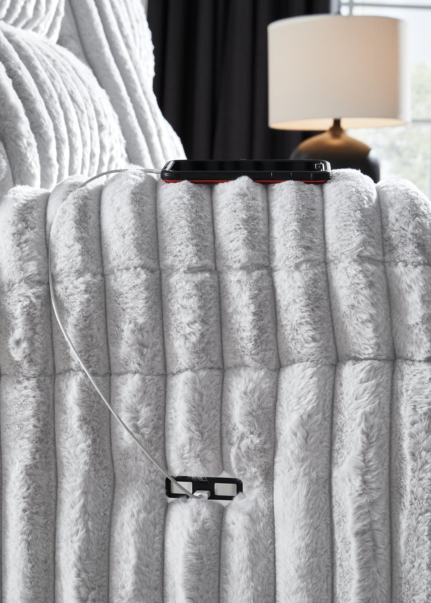 Rhines Falls REC PWR Sofa w/Drop Down Table