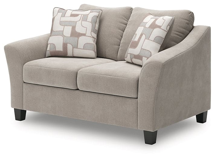 Willarae Loveseat