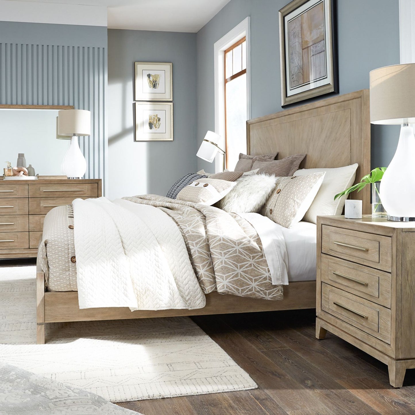 Brentwood - King California Panel Bed, Dresser & Mirror, Night Stand