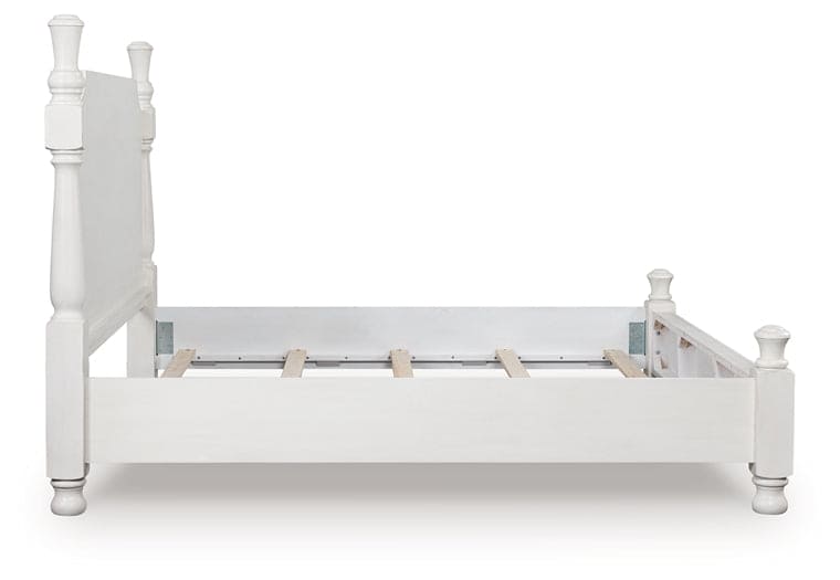 Rowlenstown King Poster Bed