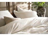 Hooker Furniture Bedroom Boheme Laurier King Panel Bed