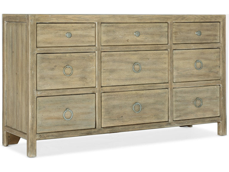 Hooker Furniture Bedroom Surfrider Nine-Drawer Dresser