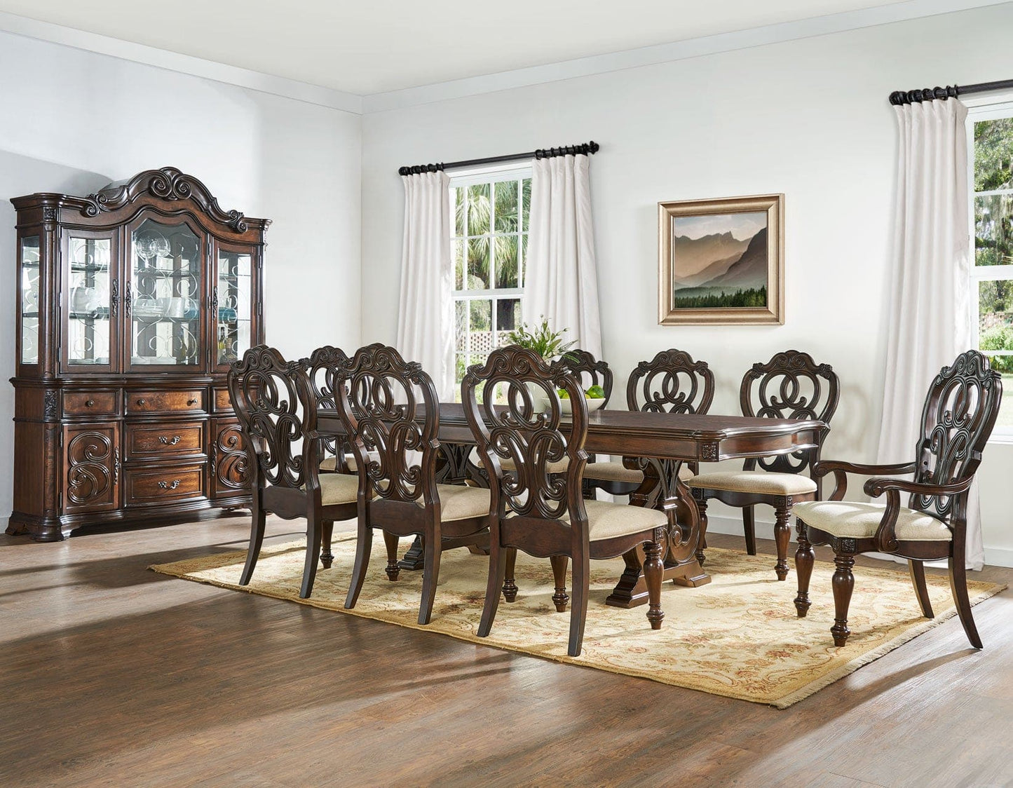 Royale Arm Chair