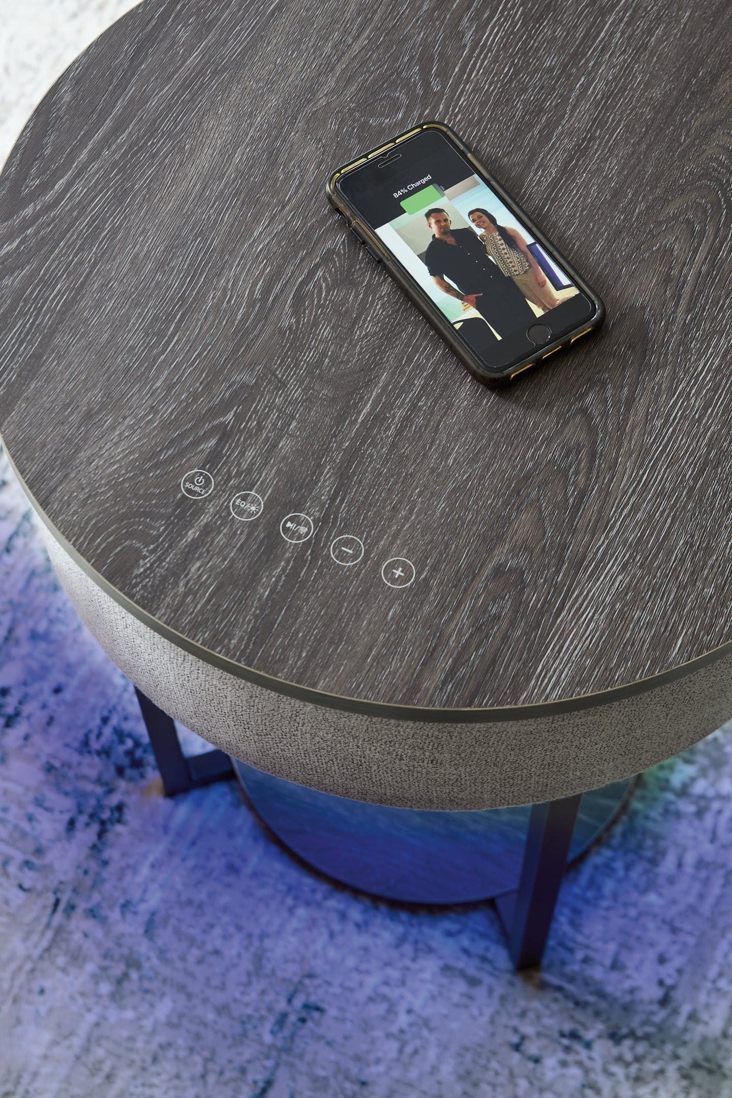 Ashley Express - Sethlen Accent Table with Speaker