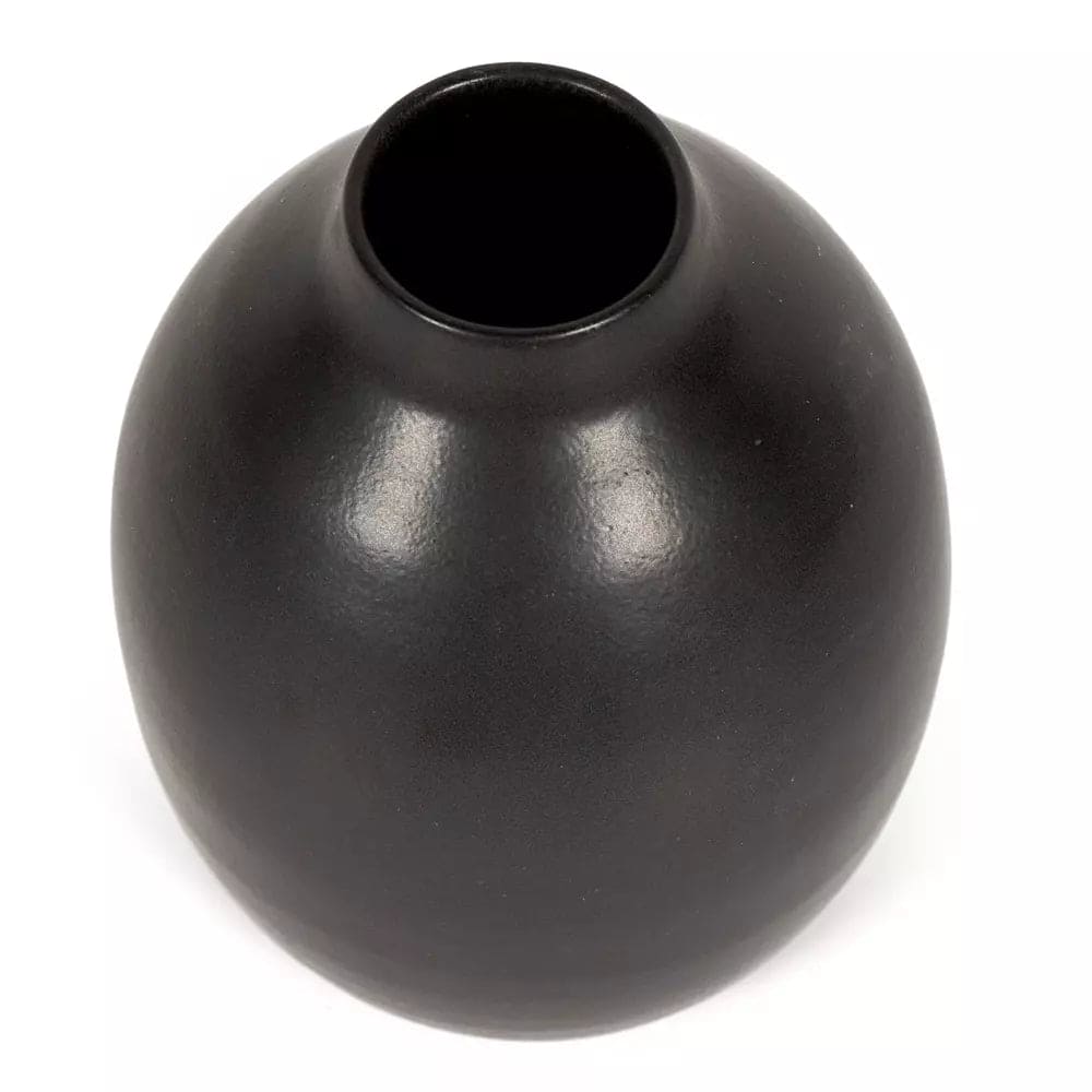 Ilari Vase