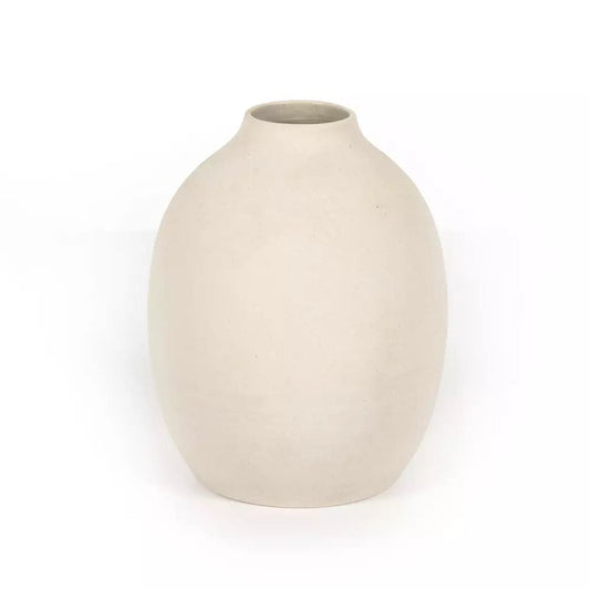 Ilari Vase