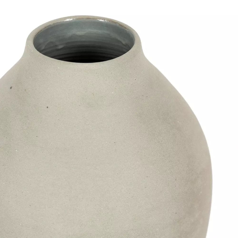 Ilari Vase