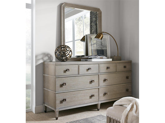 UNIVERSAL - THE PLAYLIST DRESSER