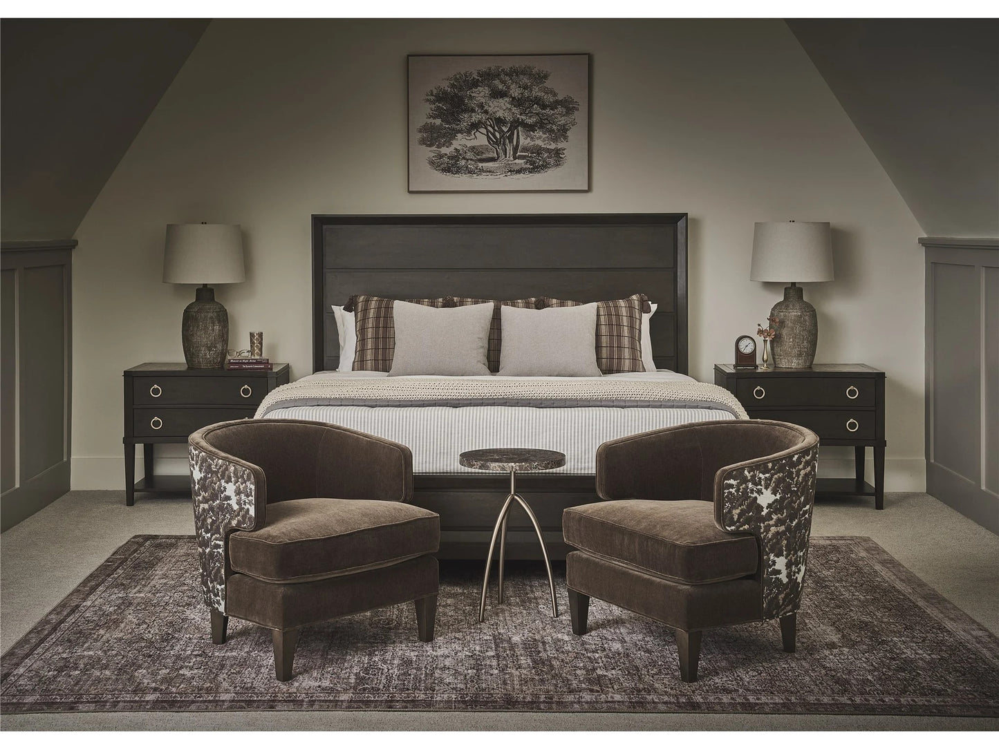 Universal - Fenwick Panel Bed King